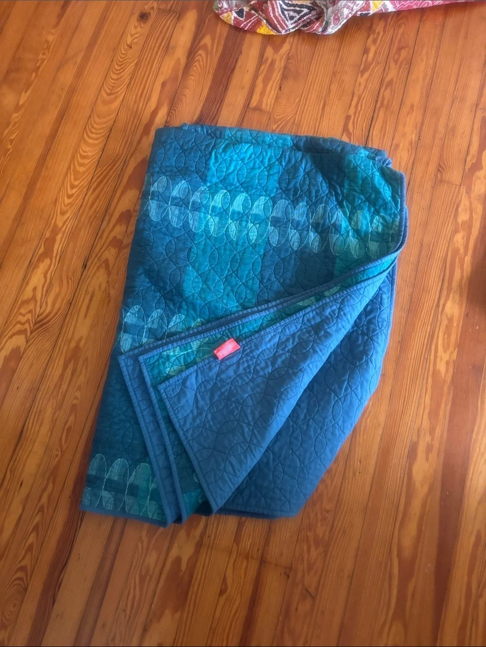 Opalhouse Teal and Navy Quilted Throw. Twin XL quilt and sham.